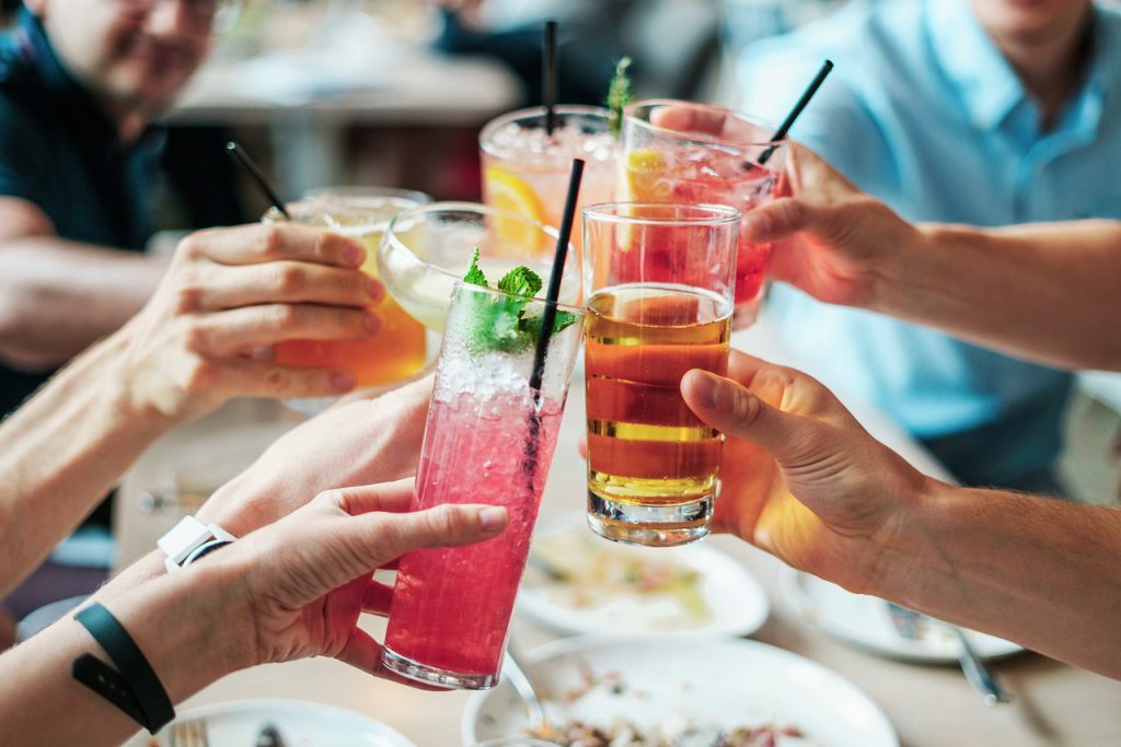 Alergia na alkohol: Kompleksowy przegląd objawów i leczenia
